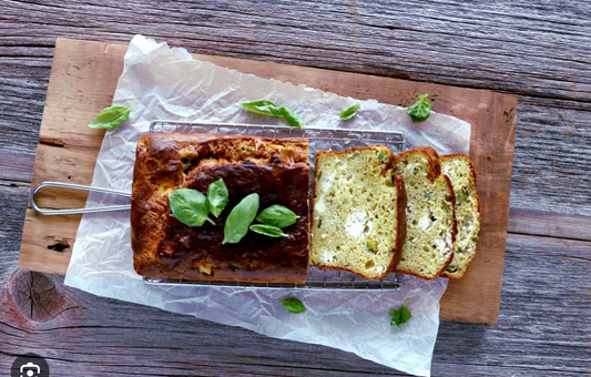 Cake salé courgette chèvre au collagène